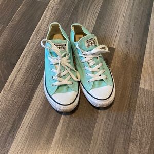 Tiffany blue converse